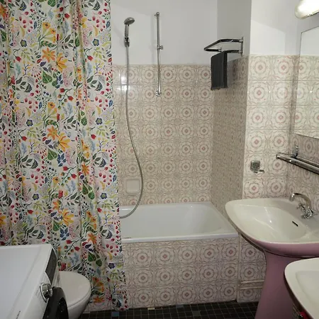 Belga 3 Bedrooms. Apartment *